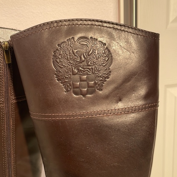 Women’s Knee High Leather Boots - Picture 3 of 5